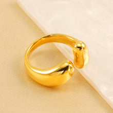 Simple opening adjustable ring