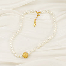 High-grade pearl necklace